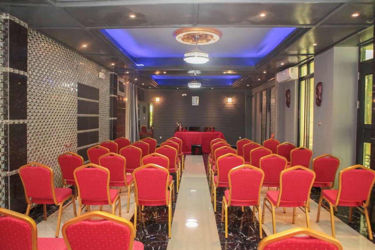 Hotel Kangaroo Bujumbura Dış mekan fotoğraf